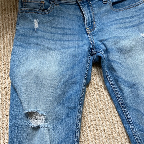 Mid rise distressed skinny denim - Picture 2 of 6